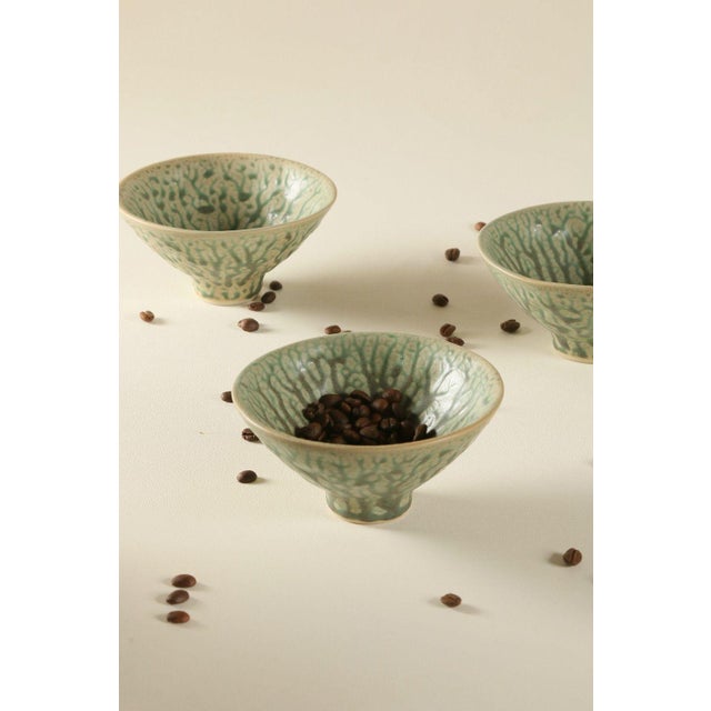 Japanese Ceramic Bowl With Kiln-Transformed Veined Patterns - Set of 2 For Sale In Los Angeles - Image 6 of 6
