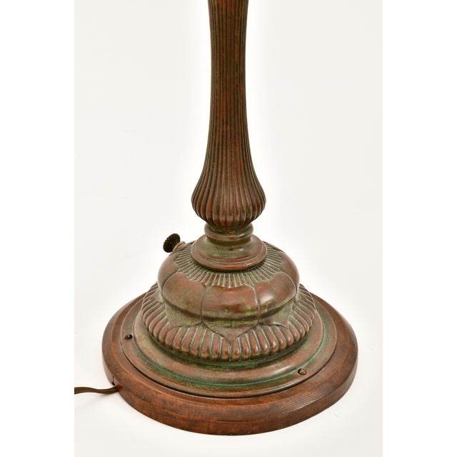 Tiffany Studios Antique Tiffany Studios Three-Light Favrile Glass Lamp "Pulled Feather Shades" For Sale - Image 4 of 12