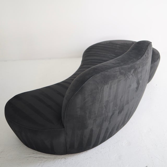 American Leather Vladimir Kagan “Zoe” Sofa For Sale - Image 4 of 5