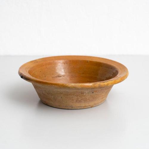 Rustic Ceramic Plate Vase in Earth Tone, 1940s For Sale - Image 4 of 11