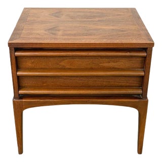 1960s Mid-Century Lane Rhythm Series Walnut Nightstand End Table For Sale