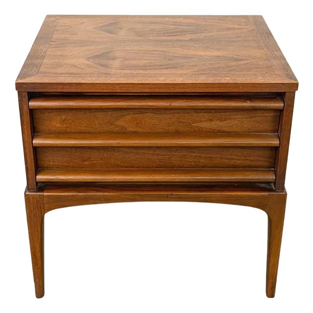 1960s Mid-Century Lane Rhythm Series Walnut Nightstand End Table For Sale