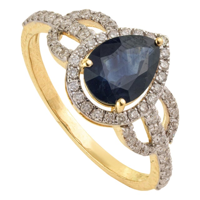 Classic Pear Cut Sapphire & Diamond Engagement Ring Size 9 in 14k Solid Gold For Sale