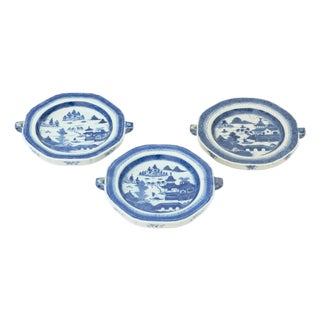 Chinese Export Blue & White Warming Dishes, 3 For Sale