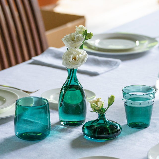 Contemporary Un Fiore Vase 19 - Lake Green For Sale - Image 3 of 6