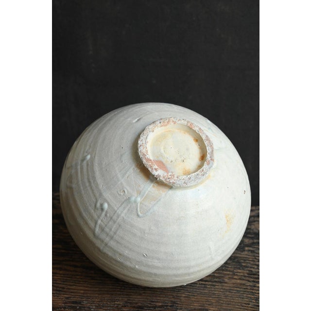 Joseon Dynasty White Porcelain Jar / 15th-19th Century / Excavated Flower Vase For Sale - Image 15 of 18