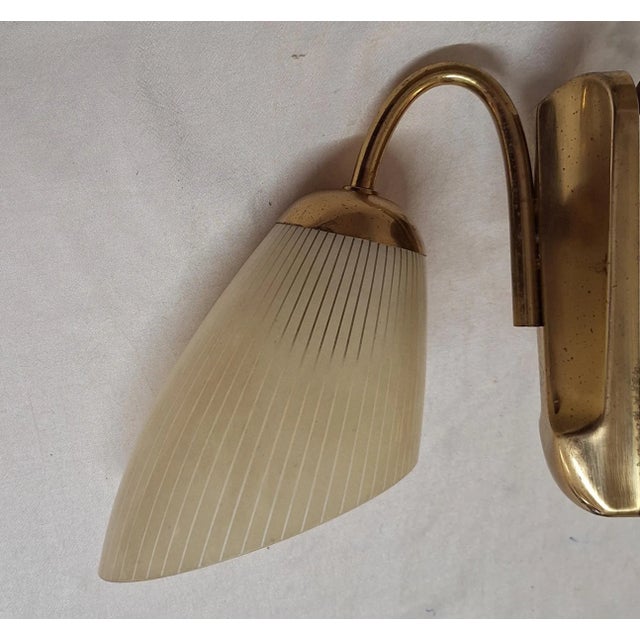 Metal Mid-Century Modern German Wall Lamp with Brass Frame, 1950s For Sale - Image 7 of 12