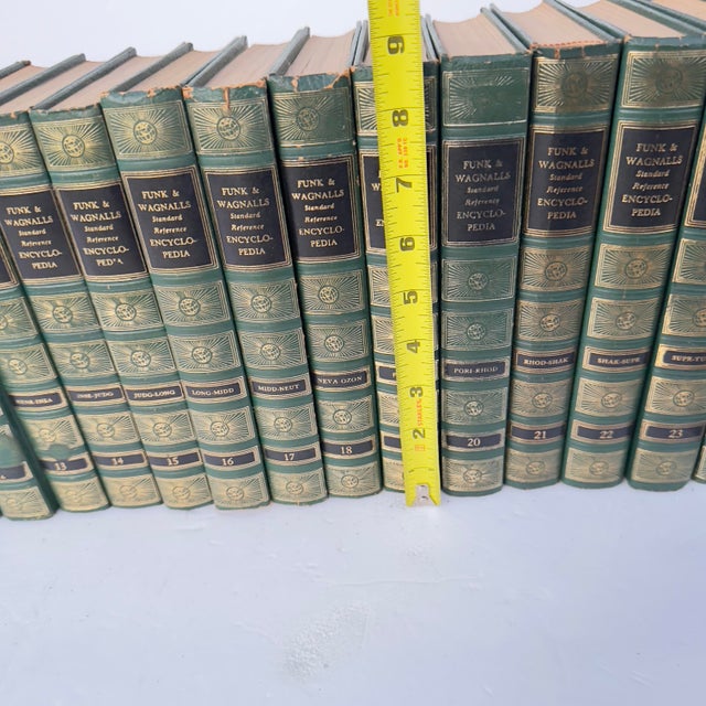 1960s Complete Encyclopedia by Funk and Wagnalls- Set of 25 Books For Sale - Image 10 of 12
