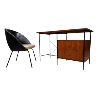 Desk with Armchair, Geraldo de Barros for Unilabor, 1950s - Lot 400-592A For Sale