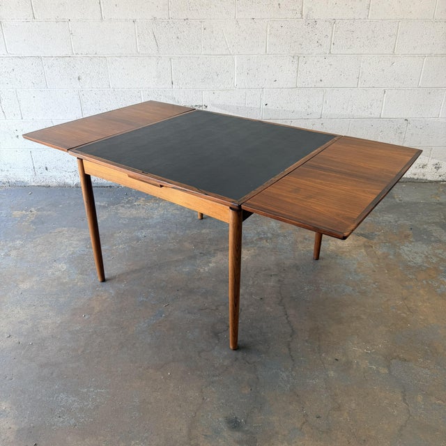 Mid 20th Century Vintage Danish Modern Rosewood Reversible Dining & Game Table by Poul Hundevad, 1960s Mid Century For Sale - Image 5 of 11