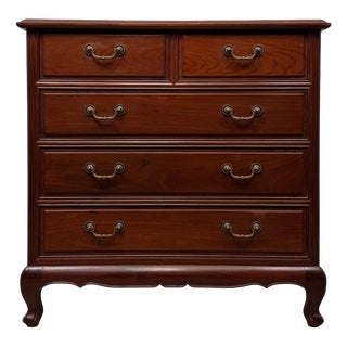 Traditional Mahogany Chest of Drawers For Sale