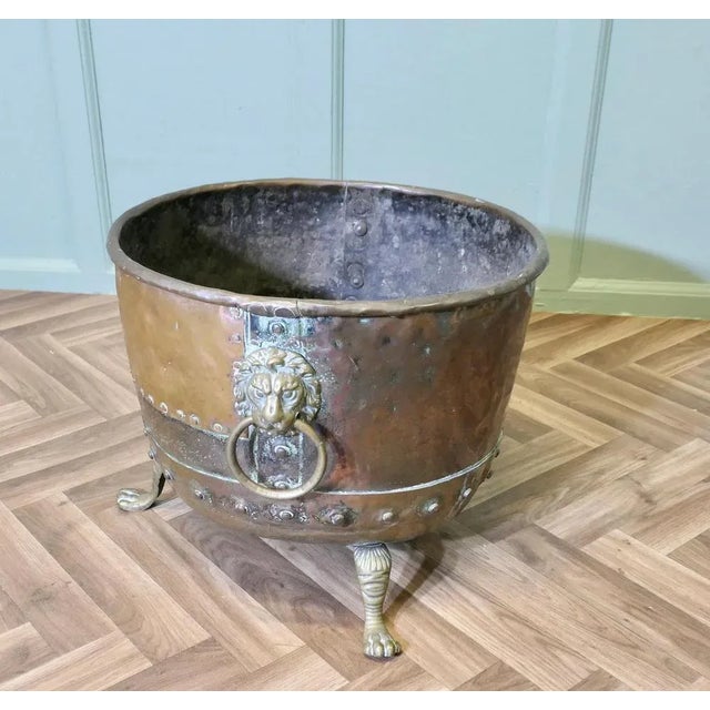 Large Copper Log Cauldron, Early 19th Century For Sale - Image 4 of 8