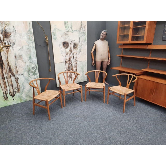 Mid-Century Modern Wishbone Chairs by Hans Wegner for Carl Hansen & Son, 1960s, Set of 4 For Sale - Image 3 of 16