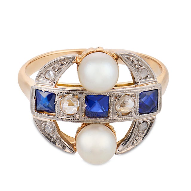 Traditional 1910s Edwardian Pearl Diamond Sapphire Two Tone Dinner Ring, Size 6 For Sale - Image 3 of 7