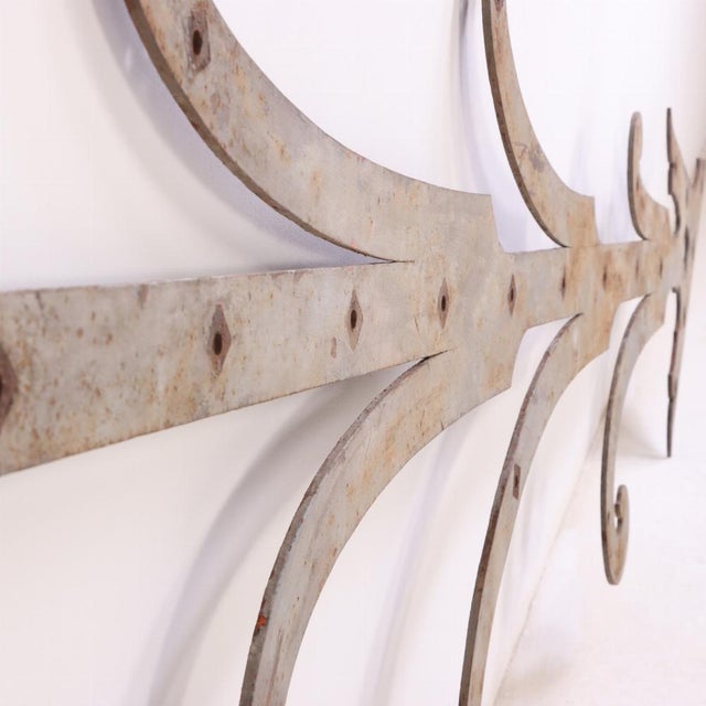 Gray Pair of Monumental French Iron Strap Hinges, Scroll and Arrow Form, C. 1890. For Sale - Image 8 of 8