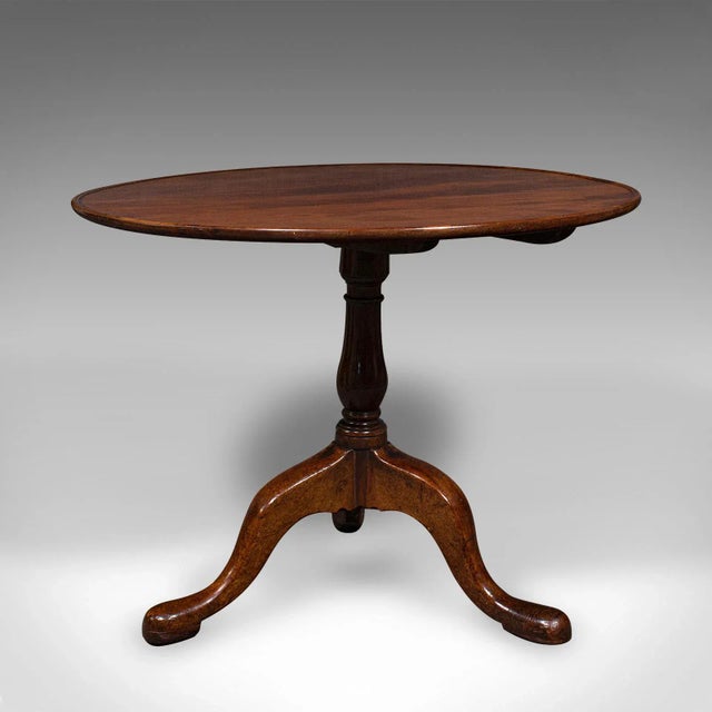 English 1780s 3 Feet Wide Antique Georgian English Tilt Top Table For Sale - Image 3 of 13