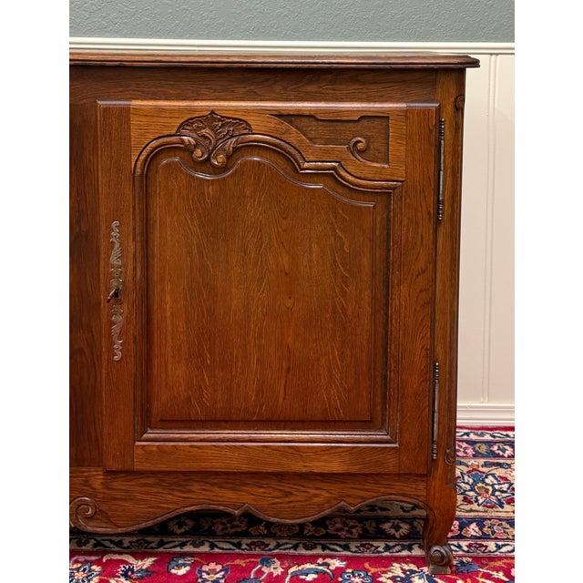 Antique French Louis XV Bow Front Buffet Sideboard Server Carved Oak C. 1930s For Sale - Image 10 of 18