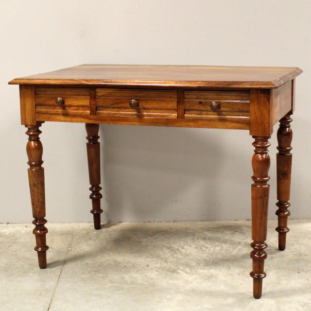 Antique Desk Table in Walnut, 1800s For Sale - Image 12 of 12