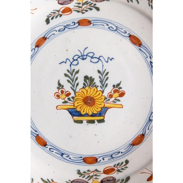 Delft 18th Century Dutch Delft Polychrome Floral Plate For Sale - Image 4 of 7
