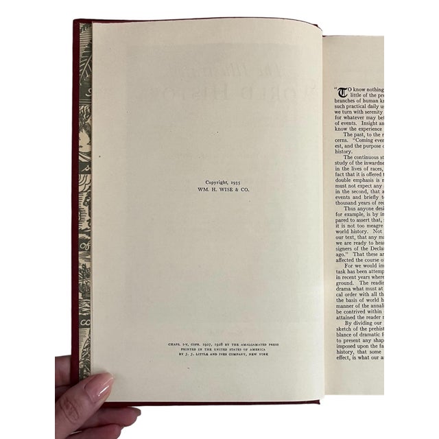 1935 Edition of the Illustrated World History For Sale In Washington DC - Image 6 of 10