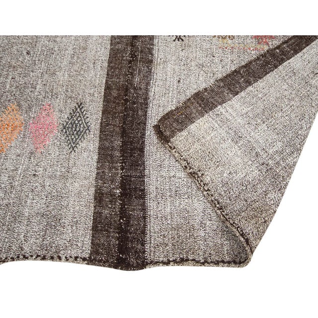 Mid 20th Century Gray & Brown Vintage Kilim Rug For Sale - Image 5 of 7