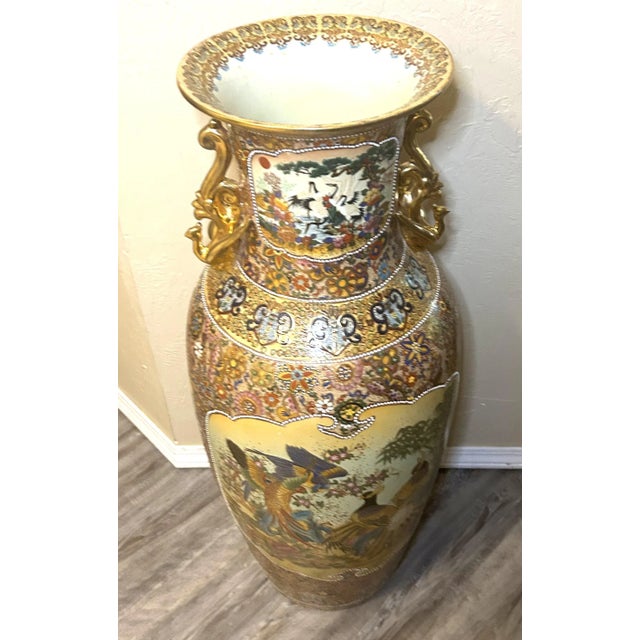 Mid 20th Century Japanese Satsuma Pottery Vase Floor Vase Porcelain or Ceramic Hand Painted For Sale - Image 11 of 16