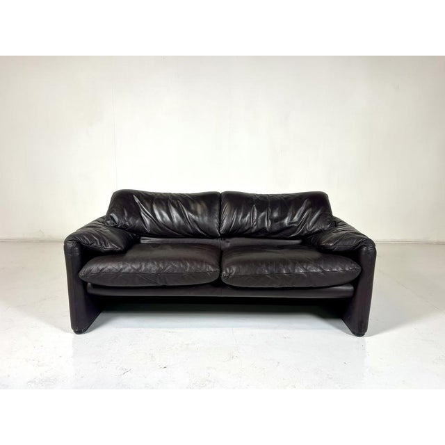 Brown Leather Maralunga Sofa by Vico Magistretti for Cassina, 1973 For Sale - Image 4 of 6