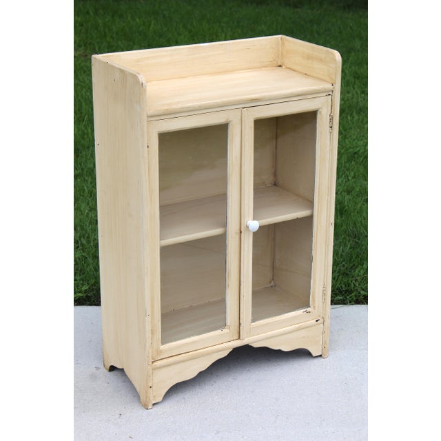 American Late 19th-Century Antique Apothecary & Dental Cabinet - Petite Display Hutch For Sale - Image 3 of 18