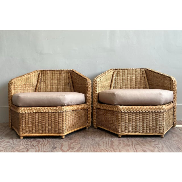 Wood Vintage Coastal Brown Jordan Faceted Rattan Lounge Chairs - A Pair For Sale - Image 7 of 12