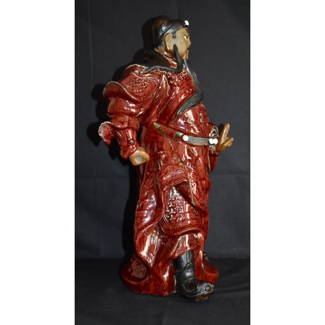 Vintage Chinese Shiwan Pottery Guan Yu Statue Oxblood Glazed Ceramic Guan Gong For Sale In Philadelphia - Image 6 of 18