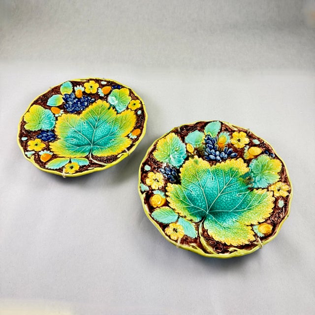 English Samuel Alcock Strawberry & Grape Leaf Majolica Plates, Set of Two For Sale - Image 3 of 16