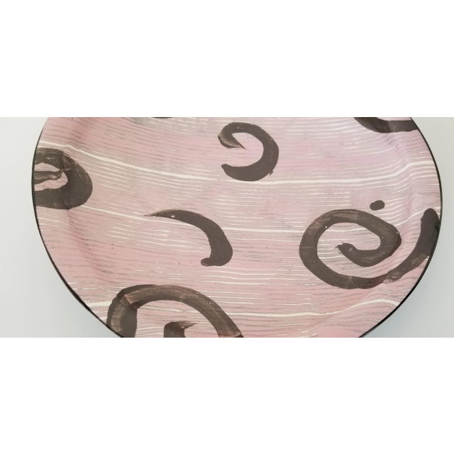 1980s A. Reebes Postmodern Hand-Painted Decorative Ceramic Low Bowl For Sale - Image 4 of 9