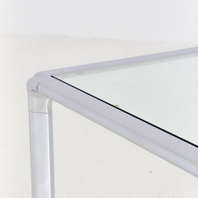 Mid-Century Modern Italian Bauhaus Coffee Tables in Chrome and Thick Glass, 1980s, Set of 2 For Sale - Image 16 of 18