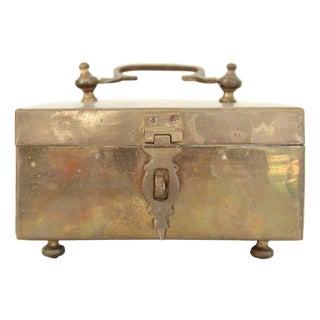 Vintage Unlacquered Cricket Box/Swing Handle For Sale