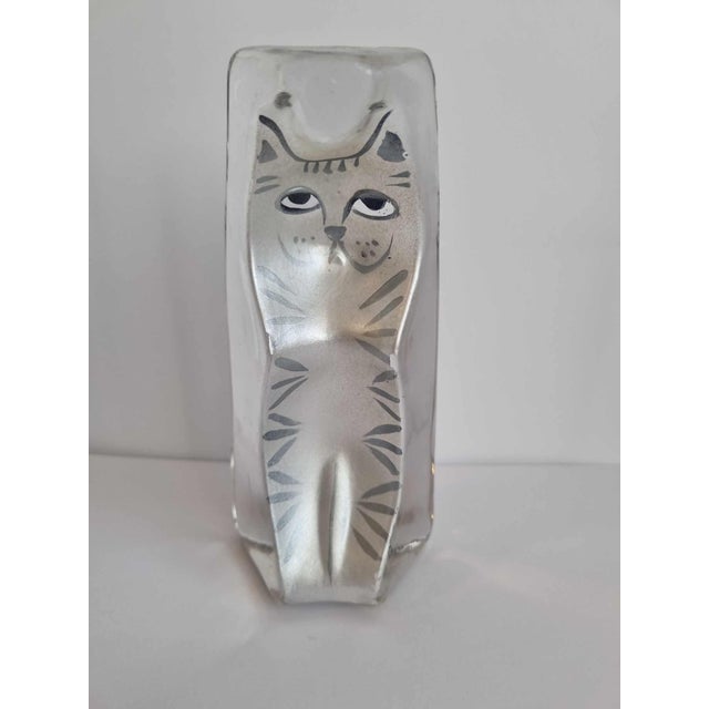 Glass cat, Kosta Boda, vintage, Lina Hand Made, height 14.6 cm, width 6.8 cm, depth 4.2 cm.