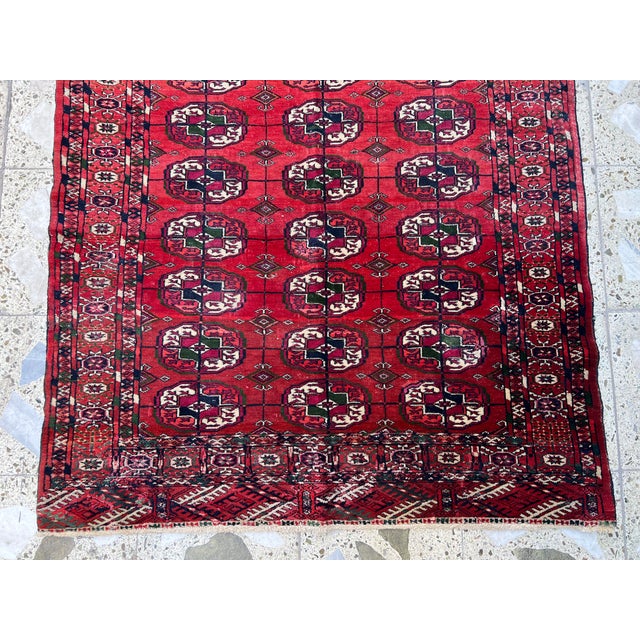 Red Turkmen Bokhara Hand-Knotted Wool Rug - 3'6" X 5'3" For Sale - Image 4 of 12
