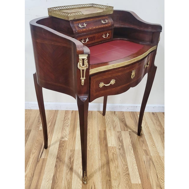 Fresh from a New York City estate, we have a pleasure to offer you this Antique French Louis XV Petite Lady's Writing...