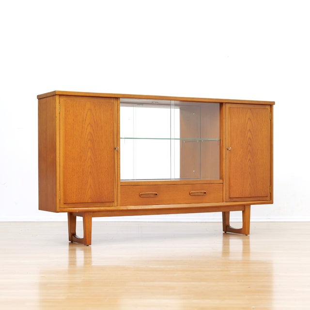 Jentique 1960s Mid Century Teak China Display Cabinet Sideboard by Jentique Furniture, Attributed For Sale - Image 4 of 8