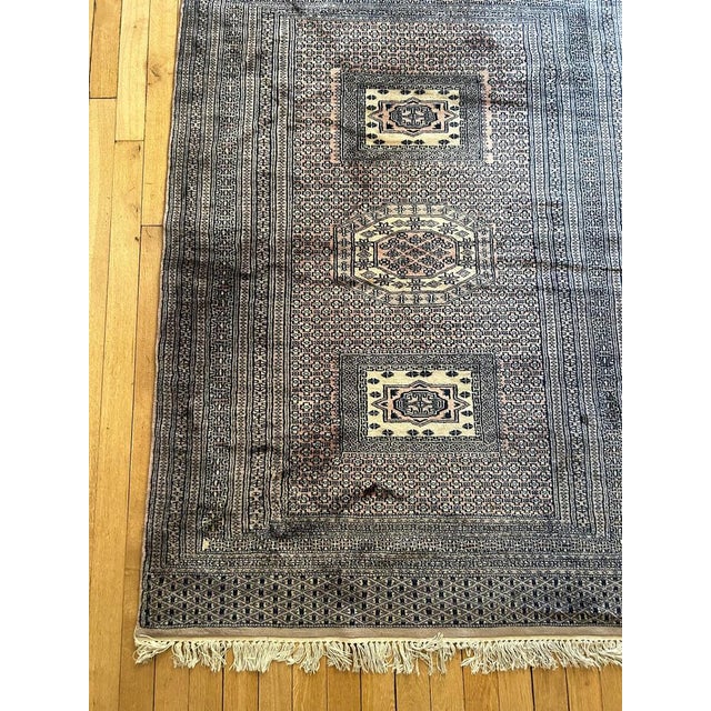 Vintage Rug, Pakistan, 1970s For Sale - Image 9 of 12