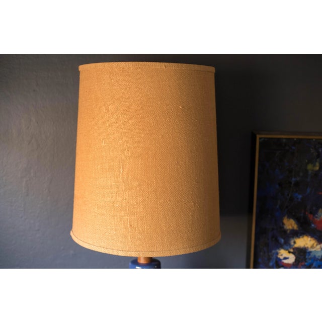 Mid Century Blue Stoneware Table Lamp With Shade by Martz For Sale - Image 9 of 13