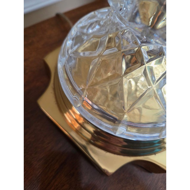 Vintage Glass and Brass Column Table Lamp For Sale In Indianapolis - Image 6 of 9