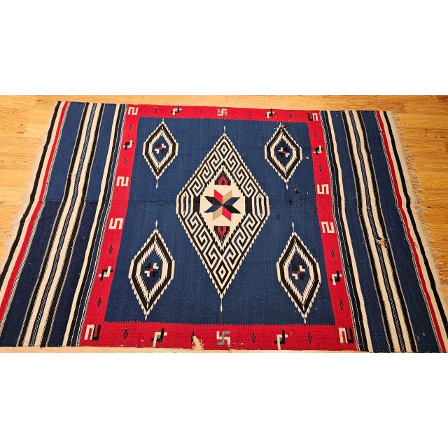 Vintage Mexican Saltillo Serape Kilim Rug, Handwoven Wool, Medallion Pattern, 4x6 For Sale - Image 9 of 18