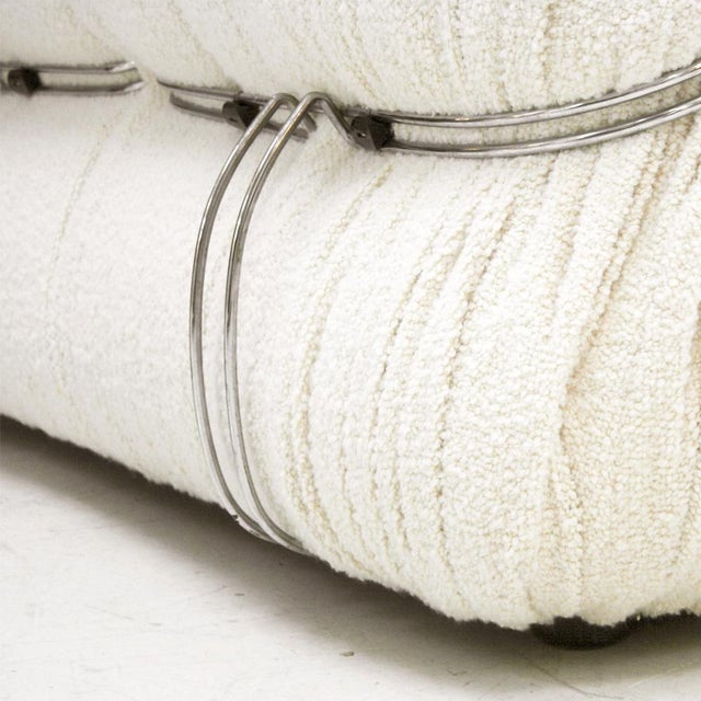 Ivory Mid-Century Modern Bouclé Soriana Sofa by Tobia & Afra Scarpa, 1960s For Sale - Image 8 of 12