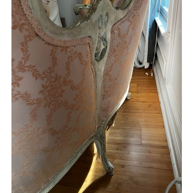 Wood 1970s Vintage French Boudoir Style Pink Cushioned Settee With White Wooden Detailed Frame For Sale - Image 7 of 12