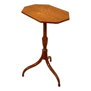 Federal Tiger Maple Tripod Table, American, Early 19th Century For Sale