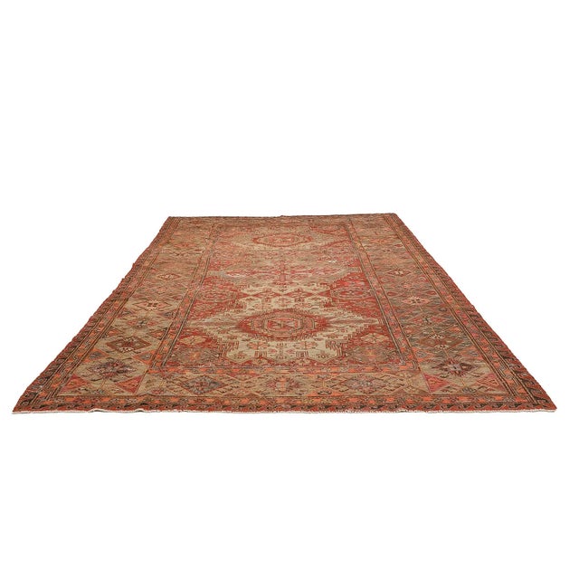 Vintage distressed decorative Caucasian sumaq rug. Approximatelly 70-80 years old. In very good condition.