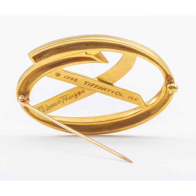 Tiffany and Co. Paloma Picasso Tiffany & Co. 18k Gold Brooch For Sale - Image 4 of 5