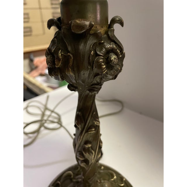 1930s Art Deco Signed Pairpoint Reverse Painted Lamp W/Bronze Base For Sale In West Palm - Image 6 of 12