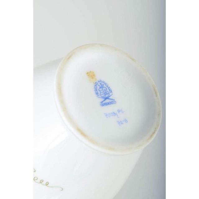 20th Century Porcelain Vase with Green Leaf Decoration by Herend, Hungary For Sale - Image 4 of 5