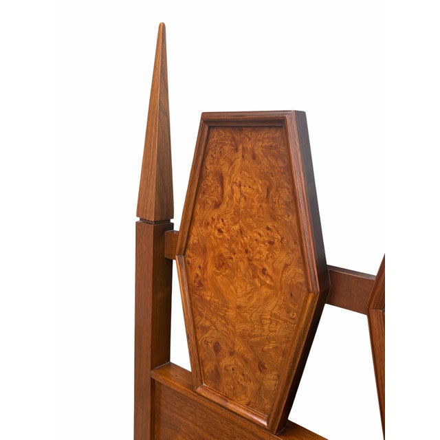 Mid-Century Modern Fine MCM Sculpted Walnut With Burl Queen Size Headboard Bed by Young For Sale - Image 3 of 6